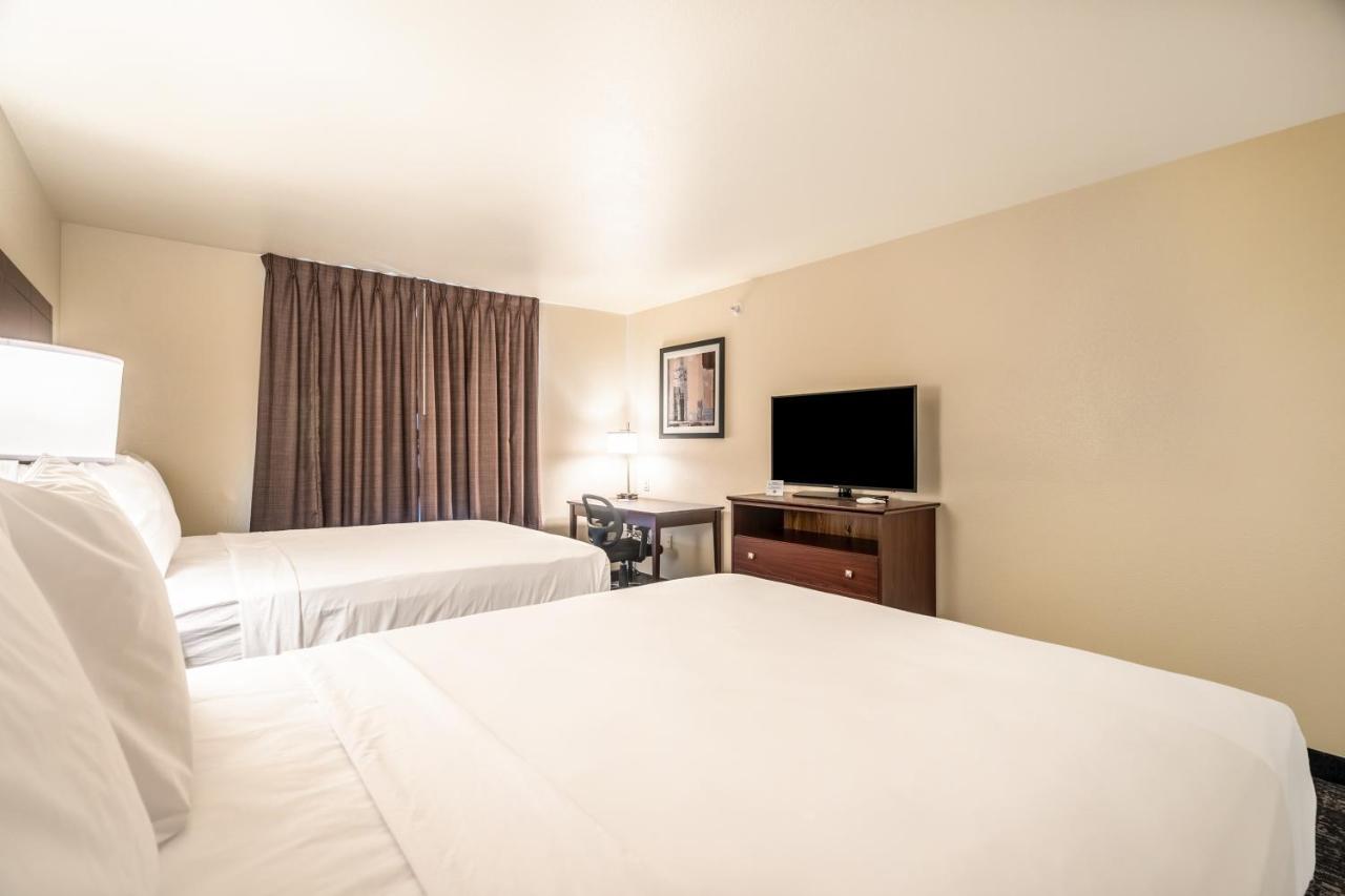 Cobblestone Hotel & Suites - Andrews Экстерьер фото