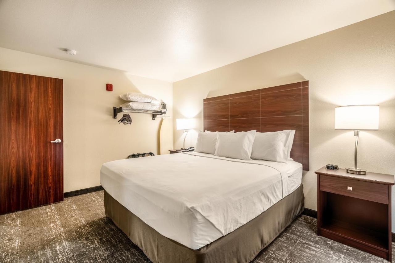 Cobblestone Hotel & Suites - Andrews Экстерьер фото